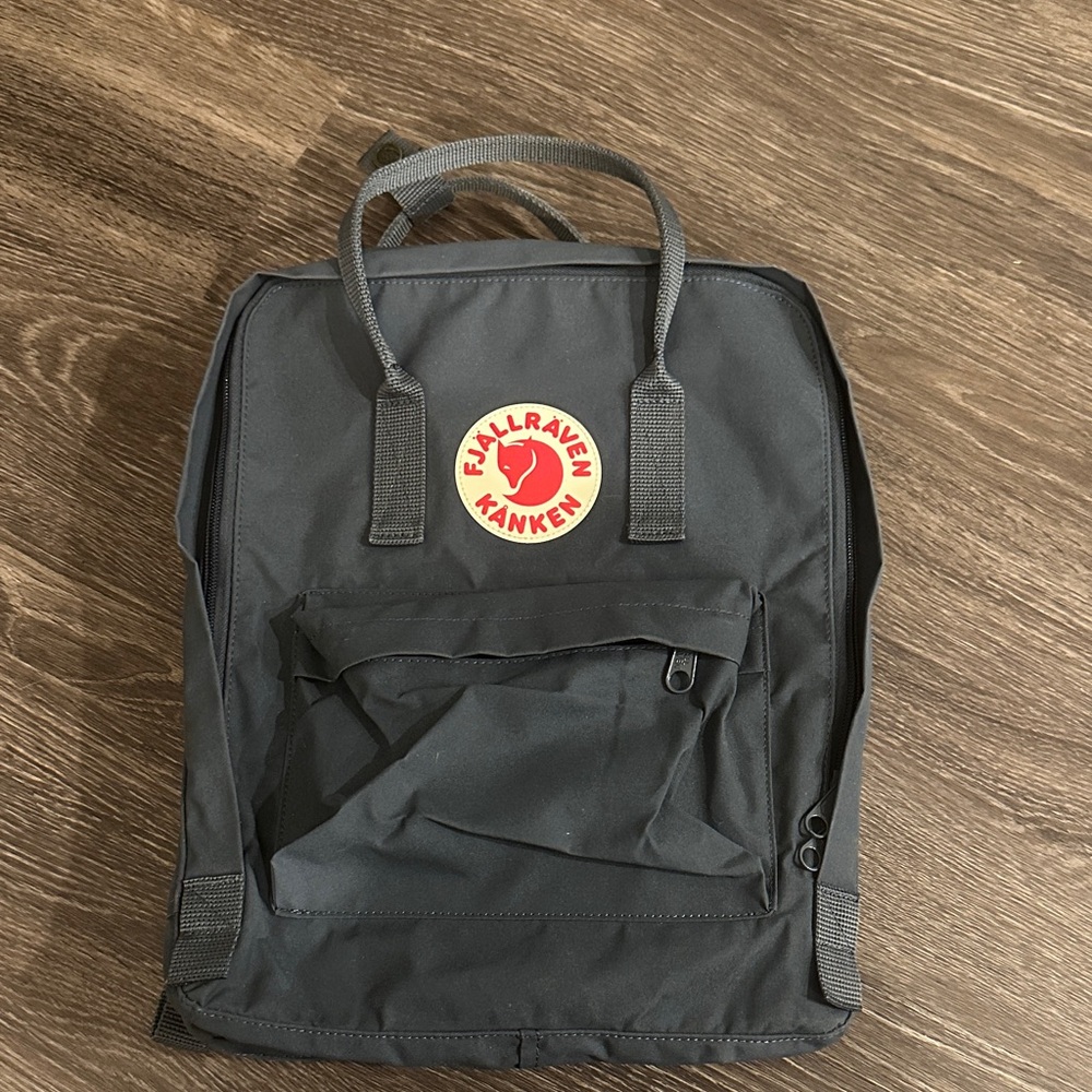 Fjallraven Kånken Dark Gray Backpack